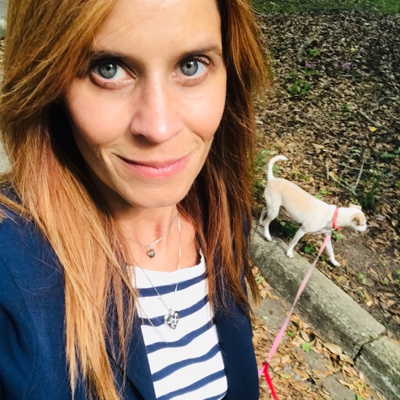 Meet your Posher, Kari - Picture 1 of 1